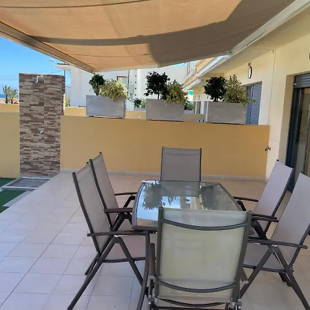 בית נופש Duplex Con Piscina Individual Y Vistas Al Mar En טורבייחה