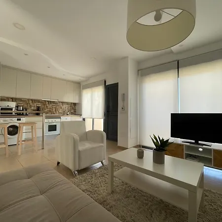 Duplex Con Piscina Individual Y Vistas Al Mar En טורבייחה