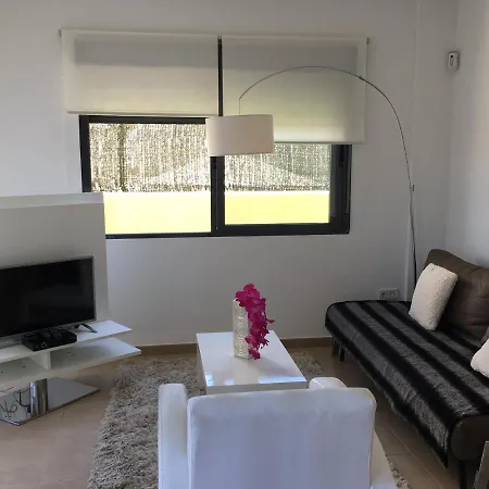 Duplex Con Piscina Individual Y Vistas Al Mar En טורבייחה