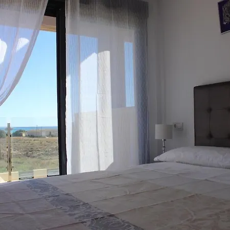 Duplex Con Piscina Individual Y Vistas Al Mar En בית נופש *