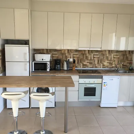 Duplex Con Piscina Individual Y Vistas Al Mar En בית נופש