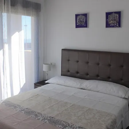 בית נופש Duplex Con Piscina Individual Y Vistas Al Mar En טורבייחה